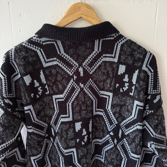 Vintage SNAP Geometric Knit Grandpa Sweater - Picture 10 of 11